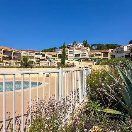 Plages Et Port A Pied Avec Piscine Pour 4 Personnes Apartment Roquebrune-sur-Argens
